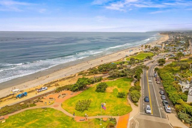 1562 Camino Del Mar 444, Del Mar, CA 92014