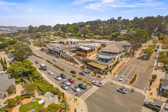 1562 Camino Del Mar 444, Del Mar, CA 92014