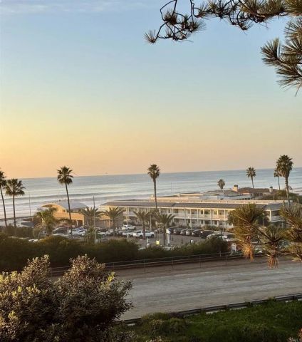 1562 Camino Del Mar 444, Del Mar, CA 92014