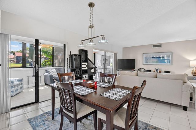 10640 Tropic Palm Avenue 101, Boynton Beach, FL 33437