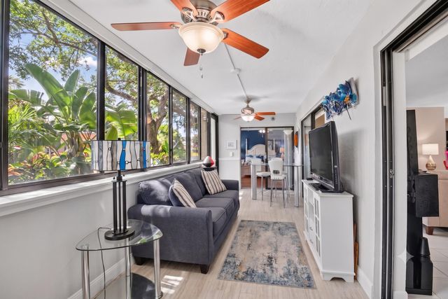 10640 Tropic Palm Avenue 101, Boynton Beach, FL 33437