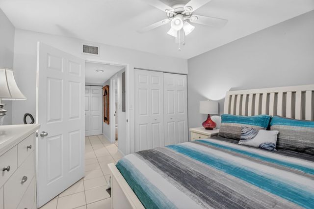 10640 Tropic Palm Avenue 101, Boynton Beach, FL 33437