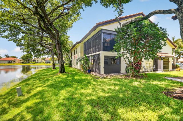 10640 Tropic Palm Avenue 101, Boynton Beach, FL 33437