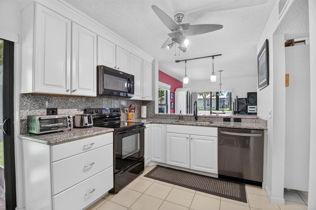 10640 Tropic Palm Avenue 101, Boynton Beach, FL 33437