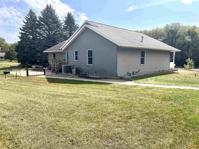 E11220 Birnam Woods Road, Baraboo, WI 53913