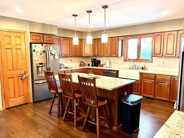 E11220 Birnam Woods Road, Baraboo, WI 53913