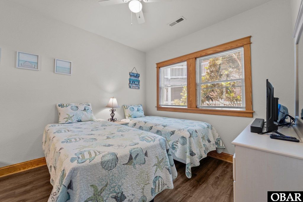 Image 15 of property listing at 107 W Gray Eagle St Unit 103A, Nags Head, NC 27959