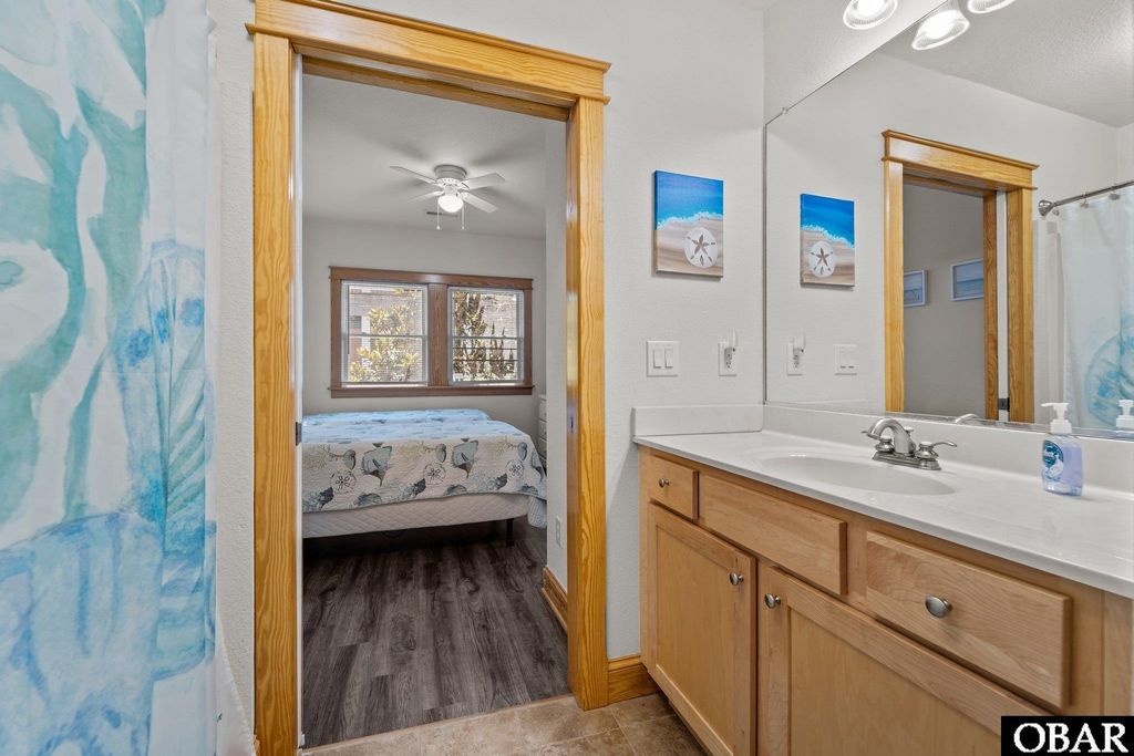 Image 18 of property listing at 107 W Gray Eagle St Unit 103A, Nags Head, NC 27959