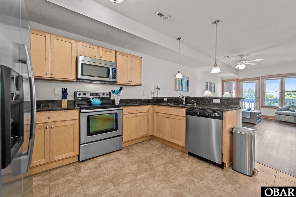 Image 5 of property listing at 107 W Gray Eagle St Unit 103A, Nags Head, NC 27959