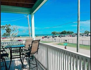 1113 San Jacinto Street, La Porte, TX 77571