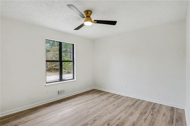 8472 Helmer Court, Riverdale, GA 30296