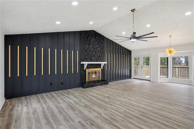 8472 Helmer Court, Riverdale, GA 30296