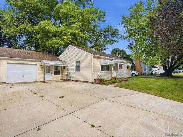 503 Bush Street, Linden, MI 48451