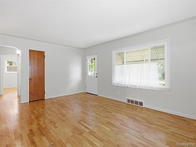 503 Bush Street, Linden, MI 48451