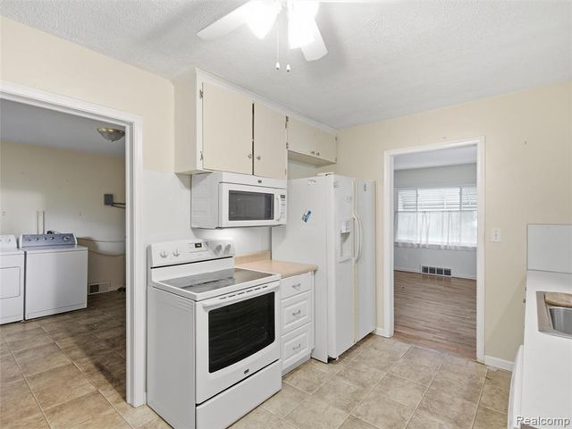 503 Bush Street, Linden, MI 48451
