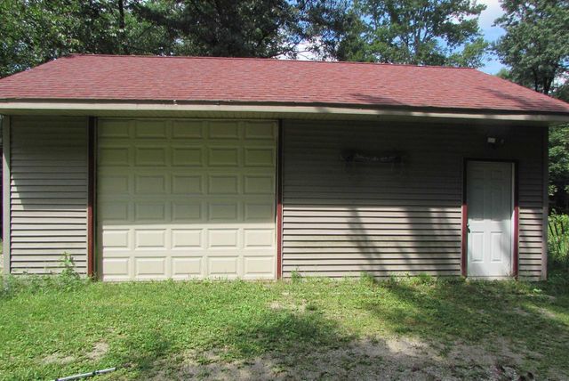 E2576 CHRISTMAS TREE LANE, Waupaca, WI 54981