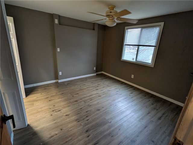 221 Caruso Dr, Monroeville, PA 15146