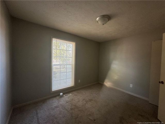 6413 Winter Park Drive, Fayetteville, NC 28304
