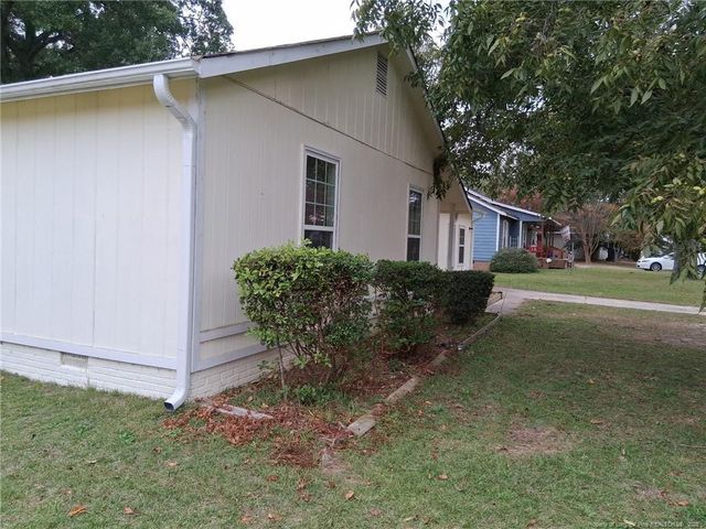 6413 Winter Park Drive, Fayetteville, NC 28304
