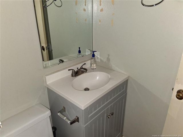6413 Winter Park Drive, Fayetteville, NC 28304
