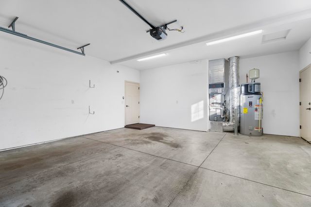 11090 Desert Sky Loop, Redmond, OR 97756