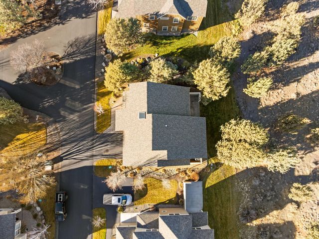 11090 Desert Sky Loop, Redmond, OR 97756