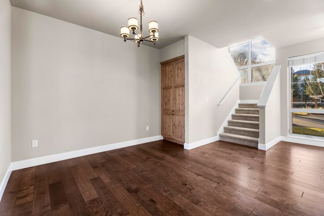 11090 Desert Sky Loop, Redmond, OR 97756