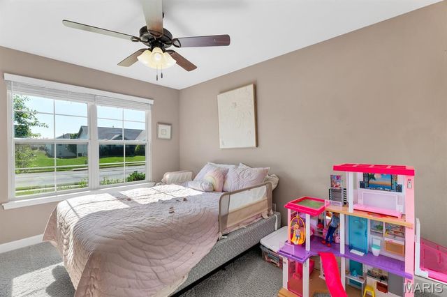 1913 Crimson Oak Drive, Maryville, IL 62062