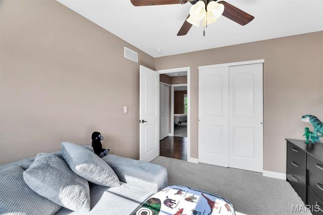 1913 Crimson Oak Drive, Maryville, IL 62062