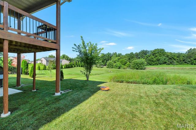1913 Crimson Oak Drive, Maryville, IL 62062