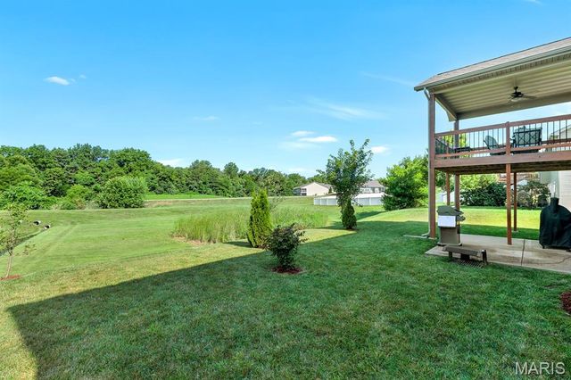 1913 Crimson Oak Drive, Maryville, IL 62062