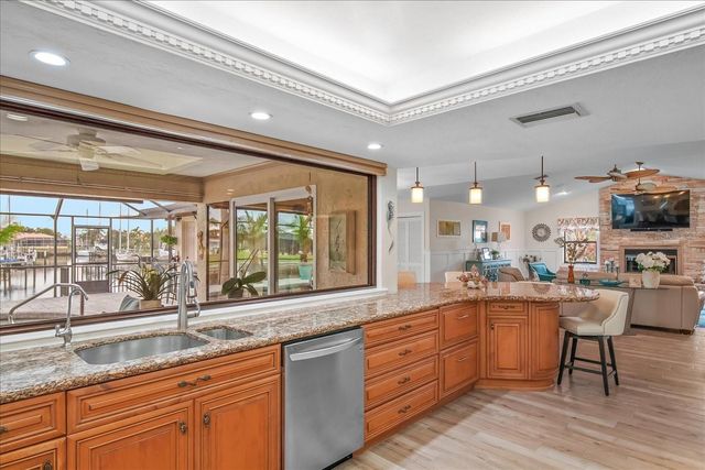 184 COLONY POINT DRIVE, Punta Gorda, FL 33950