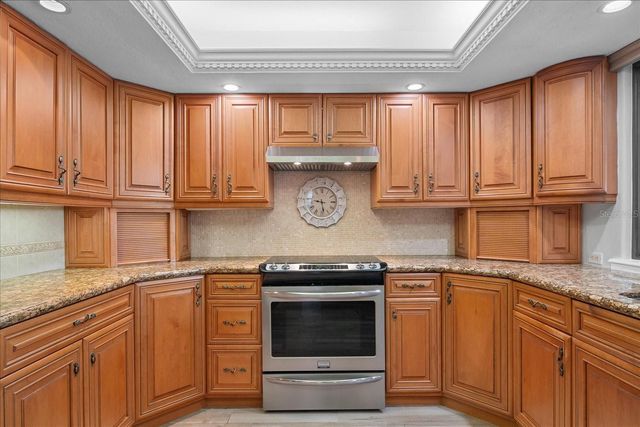 184 COLONY POINT DRIVE, Punta Gorda, FL 33950