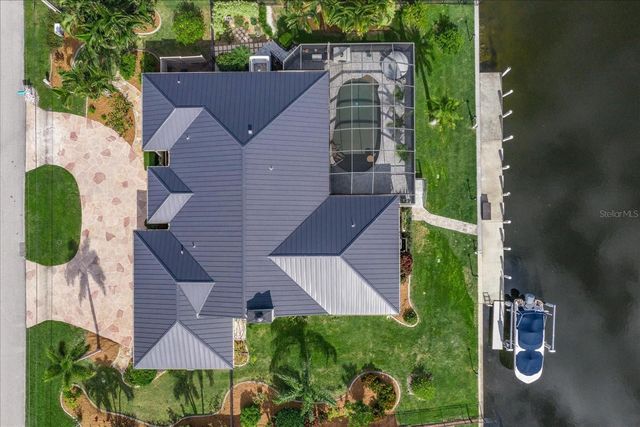 184 COLONY POINT DRIVE, Punta Gorda, FL 33950