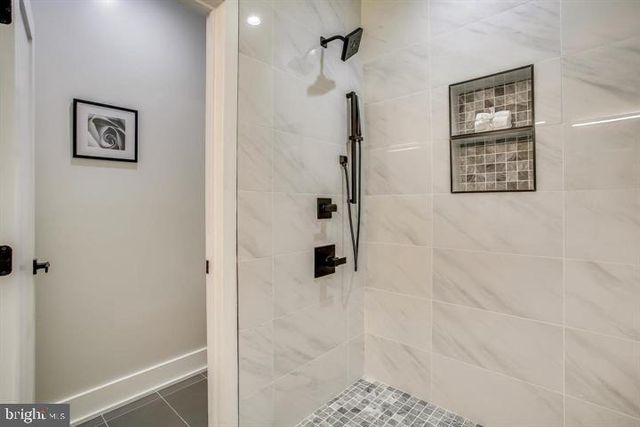 822 MADISON ST NW, Washington, DC 20011