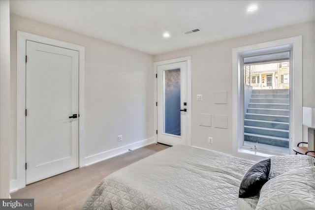 822 MADISON ST NW, Washington, DC 20011