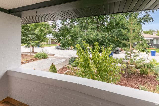 661 E REDONDO AVE, Salt Lake City, UT 84105