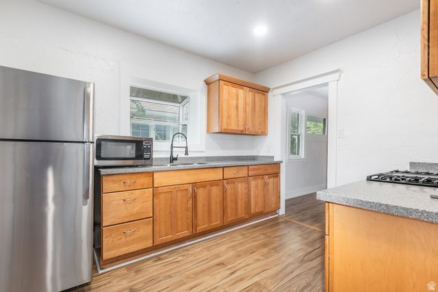 661 E REDONDO AVE, Salt Lake City, UT 84105