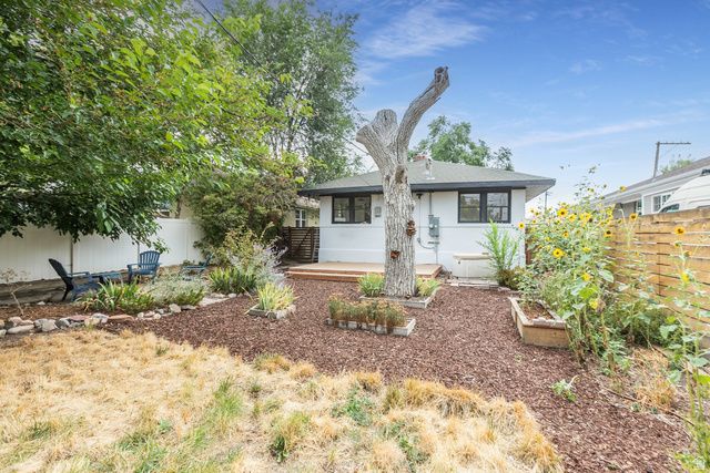 661 E REDONDO AVE, Salt Lake City, UT 84105