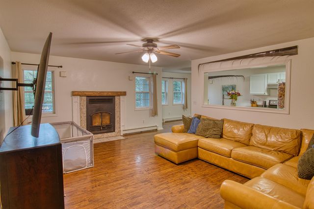 1185 CLOVERLEAF DRIVE, North Pole, AK 99705