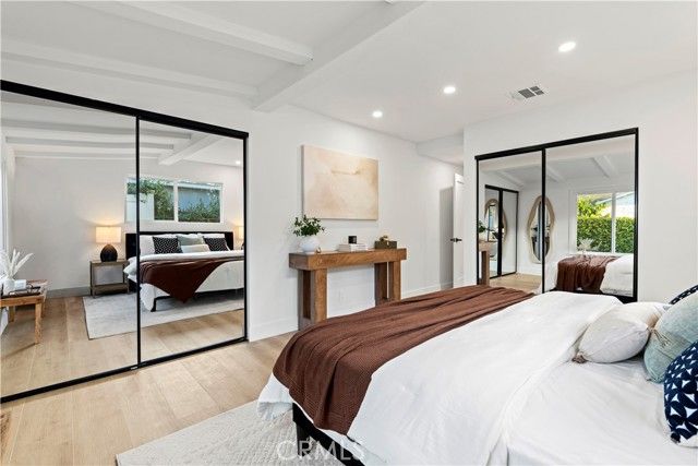 16951 Knapp Street, Northridge (los Angeles), CA 91343