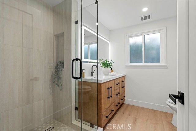 16951 Knapp Street, Northridge (los Angeles), CA 91343