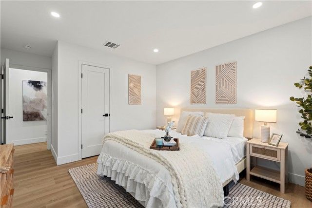 16951 Knapp Street, Northridge (los Angeles), CA 91343