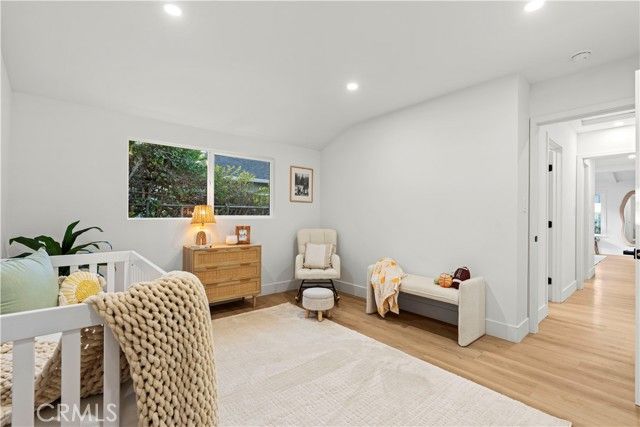 16951 Knapp Street, Northridge (los Angeles), CA 91343