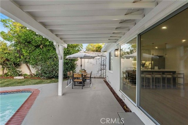 16951 Knapp Street, Northridge (los Angeles), CA 91343