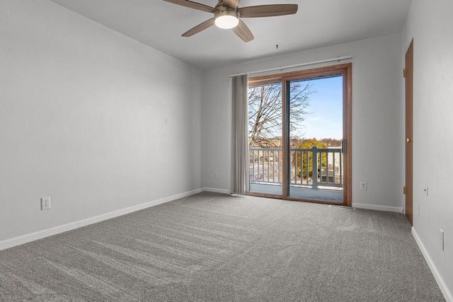 701 E LONGVIEW DRIVE, Appleton, WI 54911