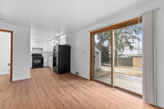 701 E LONGVIEW DRIVE, Appleton, WI 54911