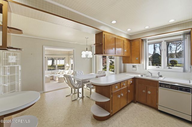 440 Broadway Road, Freehold, NJ 07728