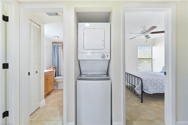 5530 Trailwinds DR 726, Fort Myers, FL 33907