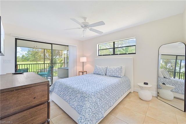 5530 Trailwinds DR 726, Fort Myers, FL 33907